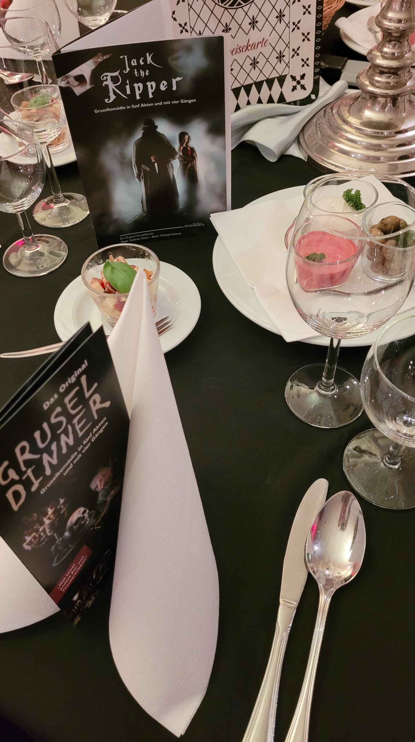 Gruseldinner Tischbild